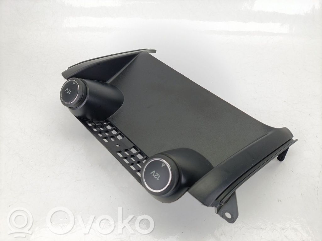 Engine head   EB3B4104494AC