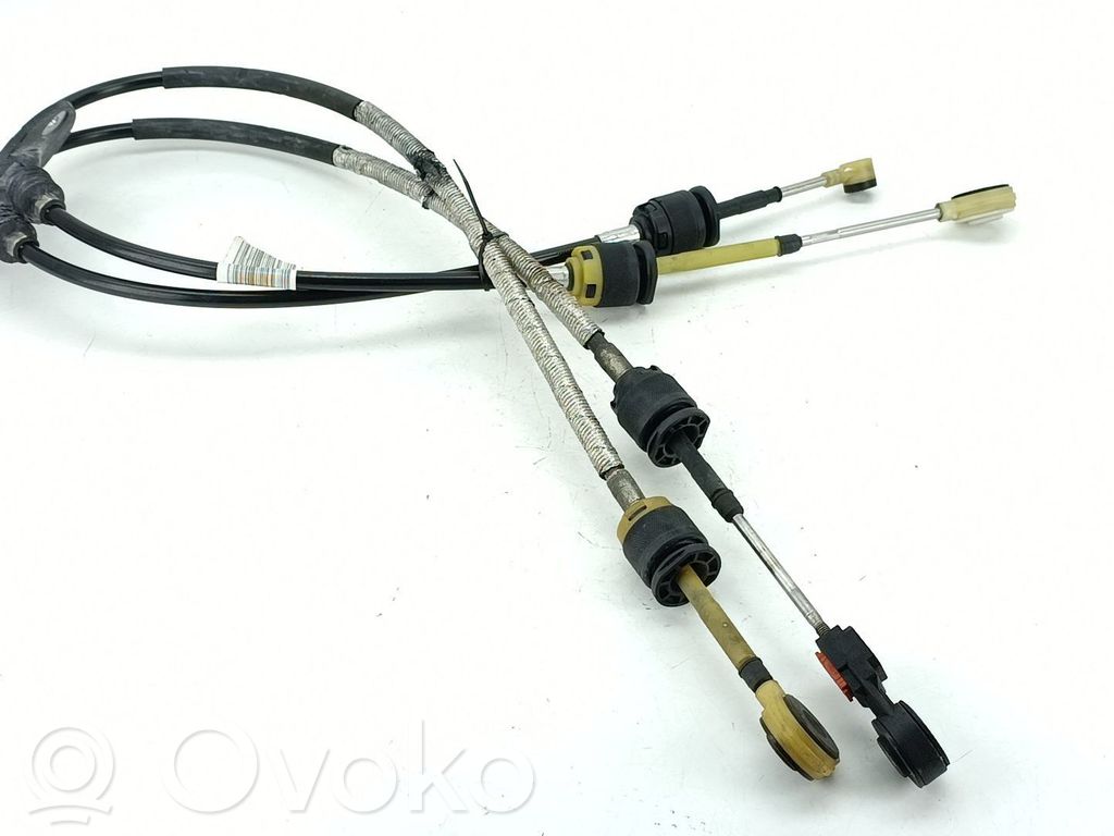 Ford Focus Gear shift cable linkage 