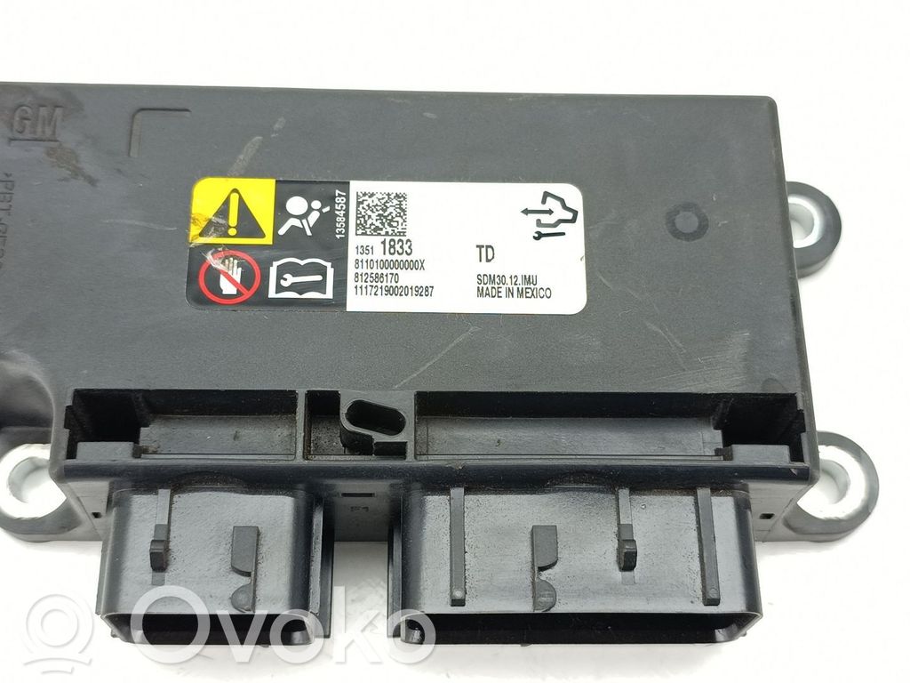 Module de contrôle airbag   13511833