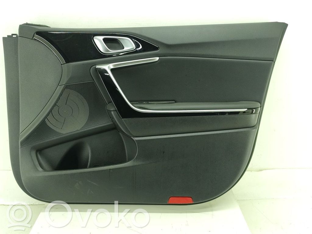 KIA Xceed Revestimiento de puerta delantera 
