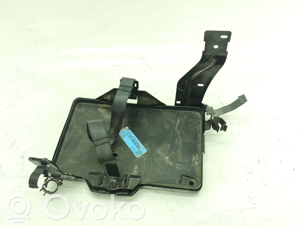 Jeep Compass Dangtis akumuliatoriaus dėžės 