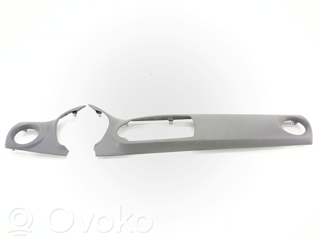 Toyota Yaris Bottom trim 