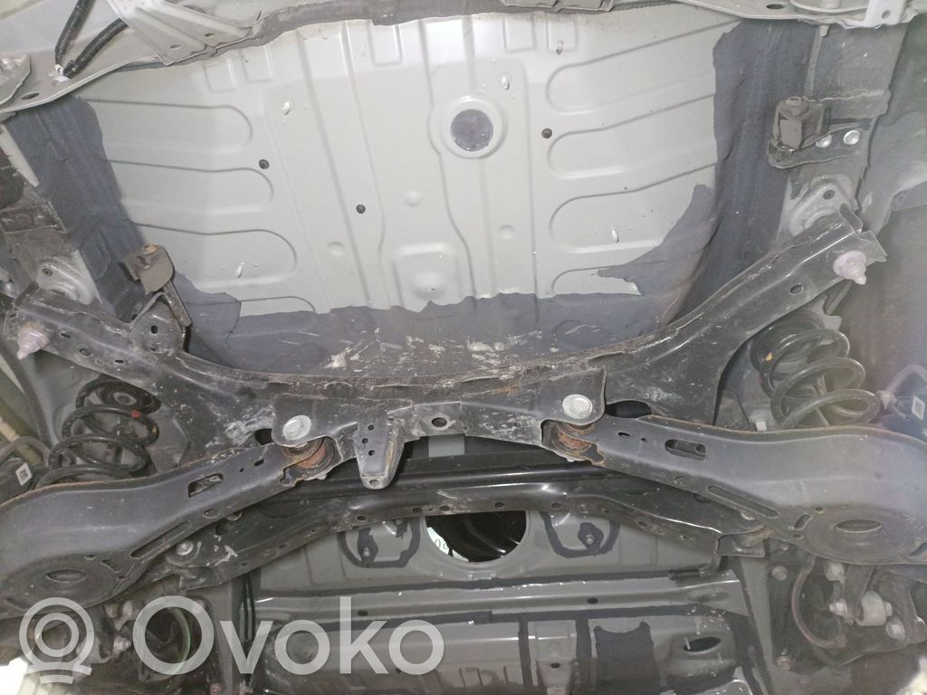 Toyota Corolla E160 E170 Rear axle beam with reductor 