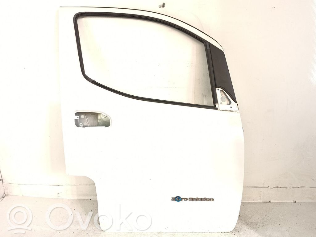 Nissan NV200 Puerta delantera 