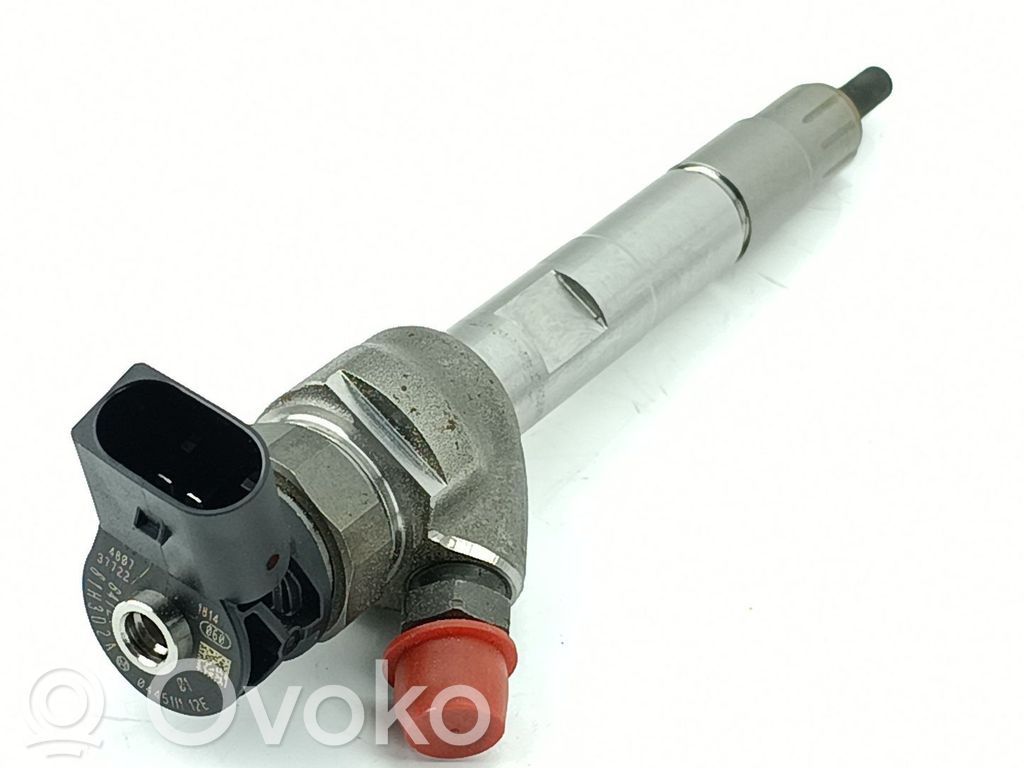 BMW 2 F46 Inyector de combustible 