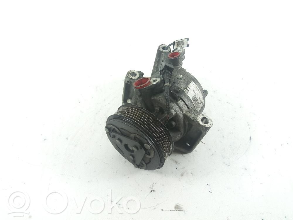 Dacia Logan II Air conditioning (A/C) compressor (pump) 