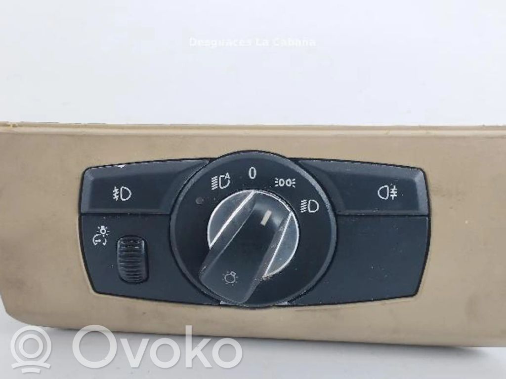 Lichtschalter   913472602