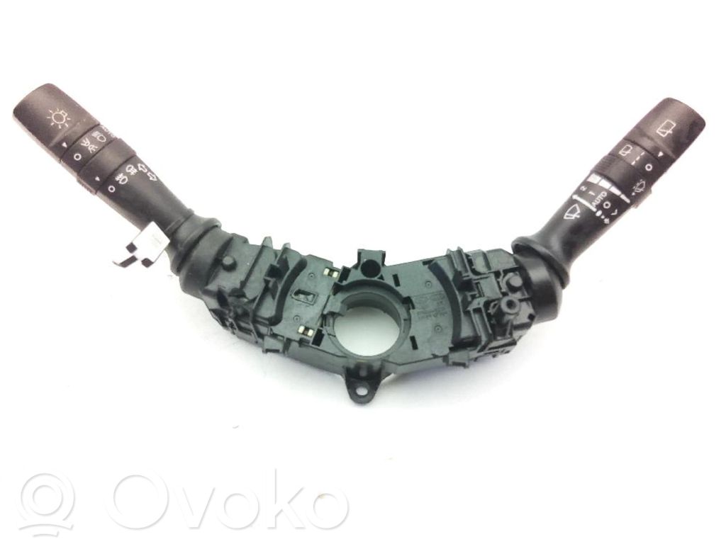Interruptor de luz   934202Y660,934101M631