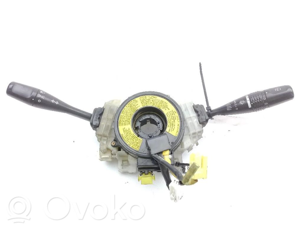 Mitsubishi Montero Interruptor de luz 