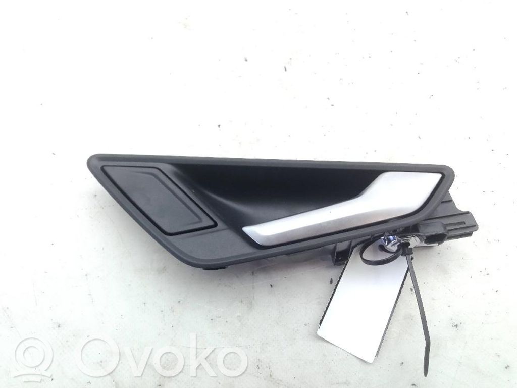 Audi Q2 - Manecilla interna puerta delantera 