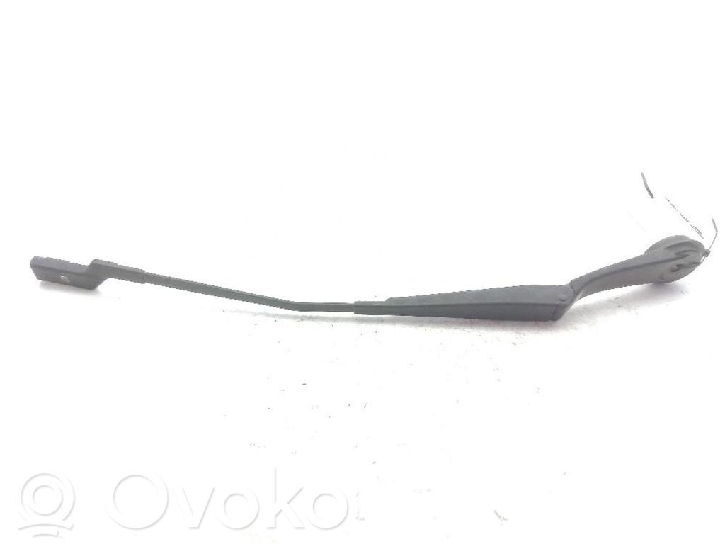 Ford Focus Front wiper blade arm 