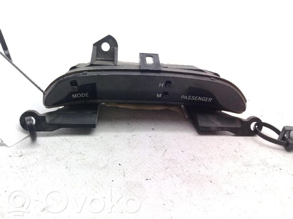 Toyota Corolla E120 E130 Monitori/näyttö/pieni näyttö 