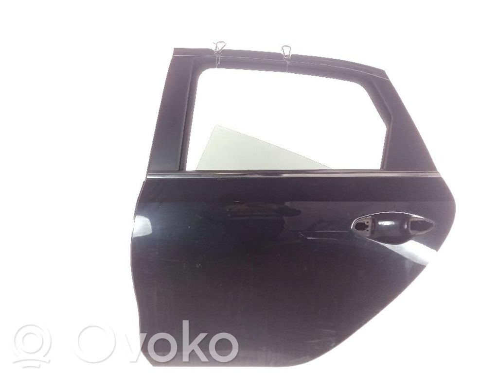Puerta trasera   77003J7000