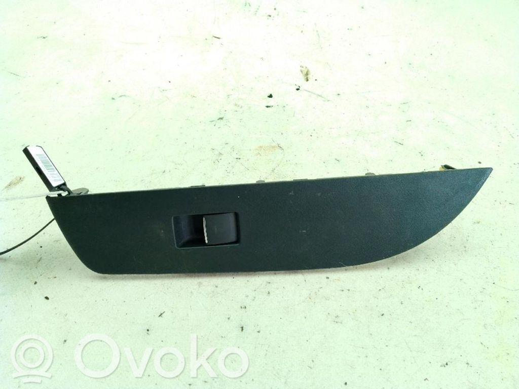 Electric window control switch   7423102F60