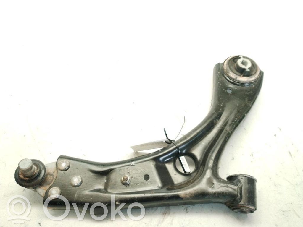 Ford Focus Рычаг 