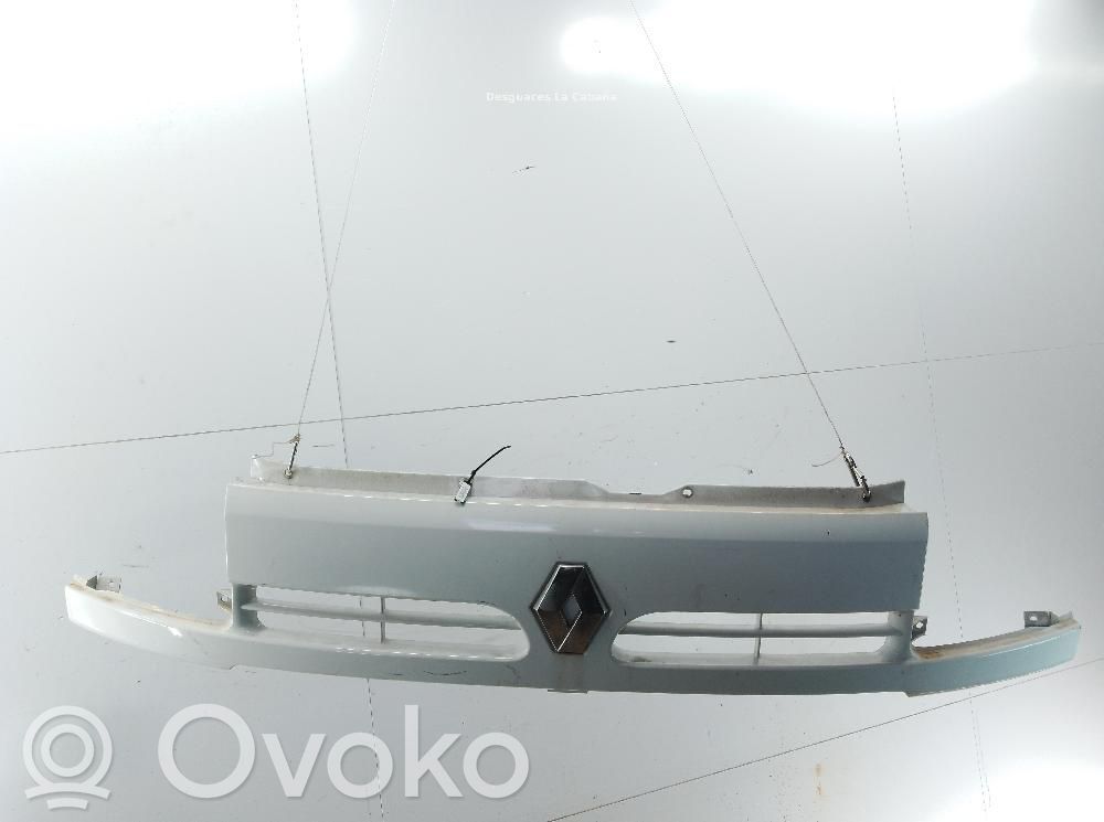 Renault Master II Front grill 
