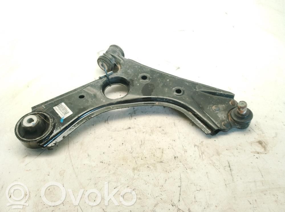 Fiat 500L Braccio di controllo sospensione anteriore inferiore/braccio oscillante 