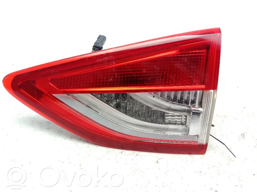 Ford Kuga II Takaluukun takavalot 