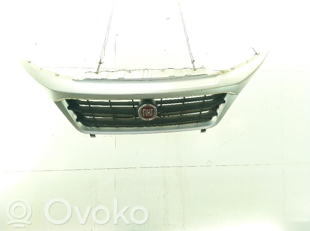 Fiat Ducato Atrapa chłodnicy / Grill 
