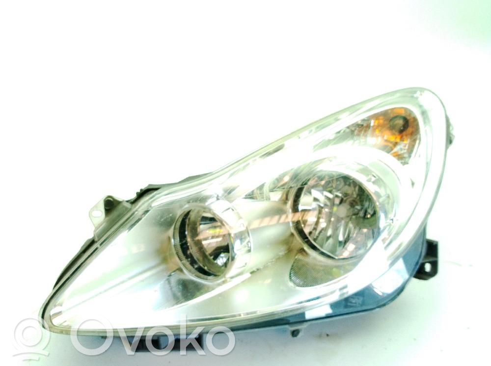 Opel Corsa D Scheinwerfer 