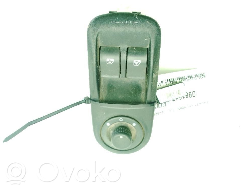 Renault Master II Electric window control switch 