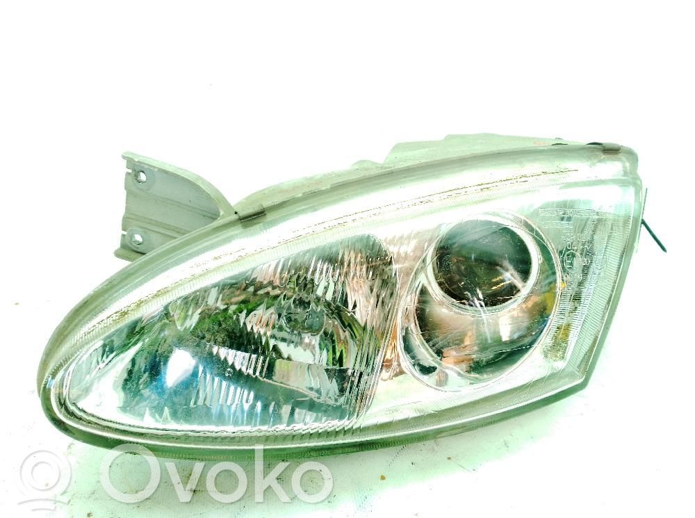 Hyundai Coupe Lampa przednia 