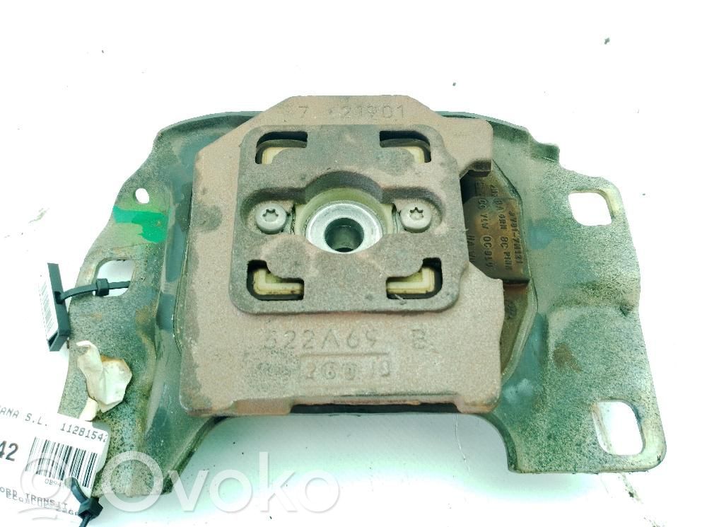 Dzinēja spilvens   322A69B