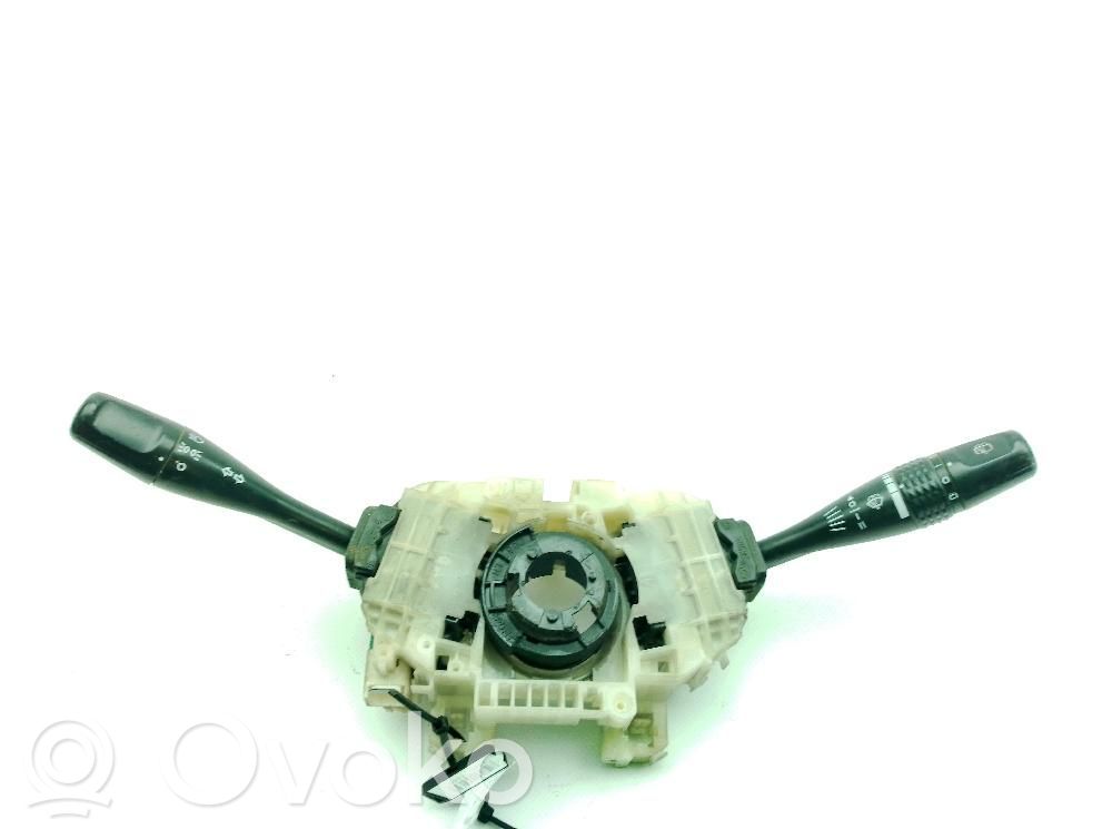 Mitsubishi Montero Interruptor de luz 