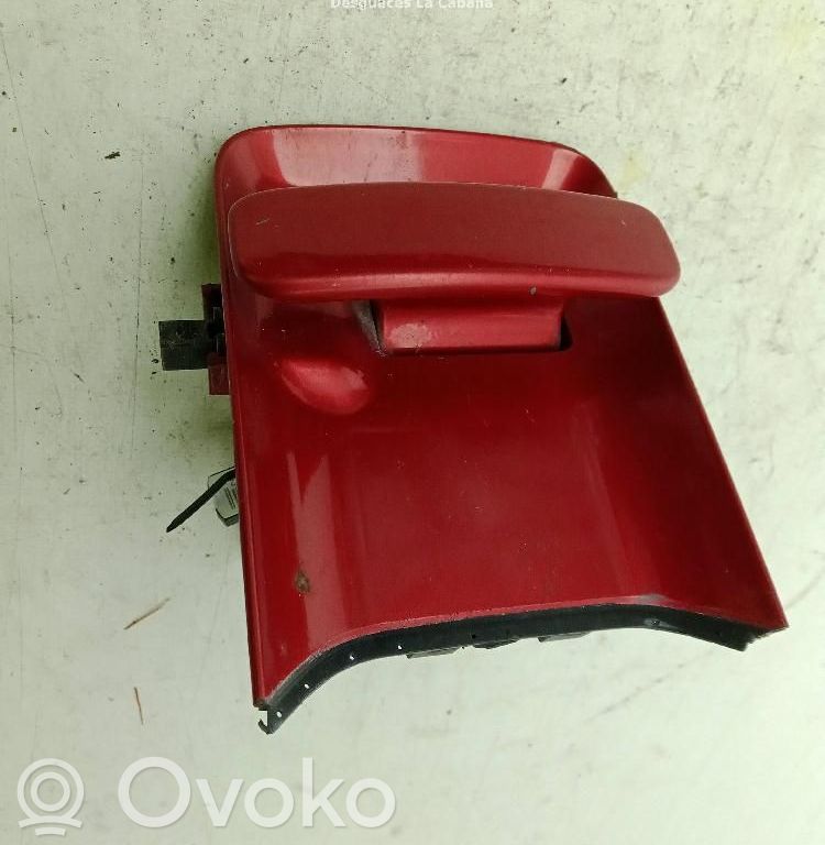 Manecilla interna puerta trasera   9101P8
