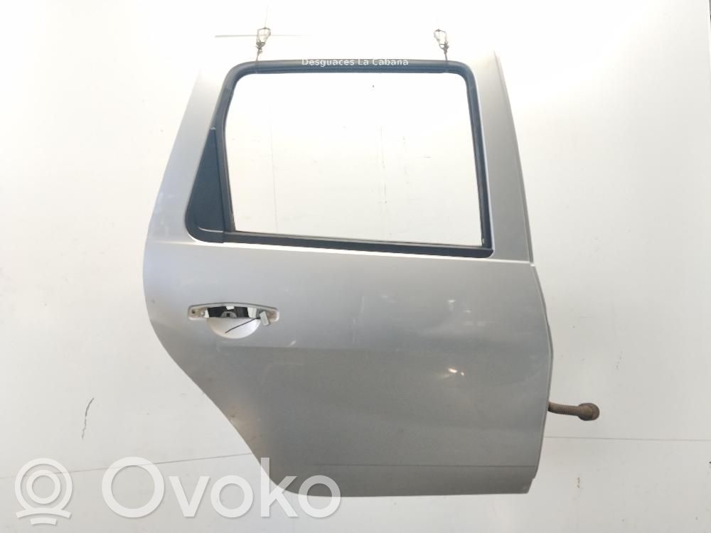Dacia Duster Aizmugurējās durvis 