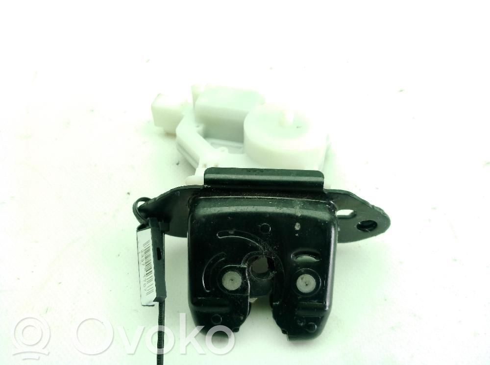Renault Kadjar Tailgate lock latch 