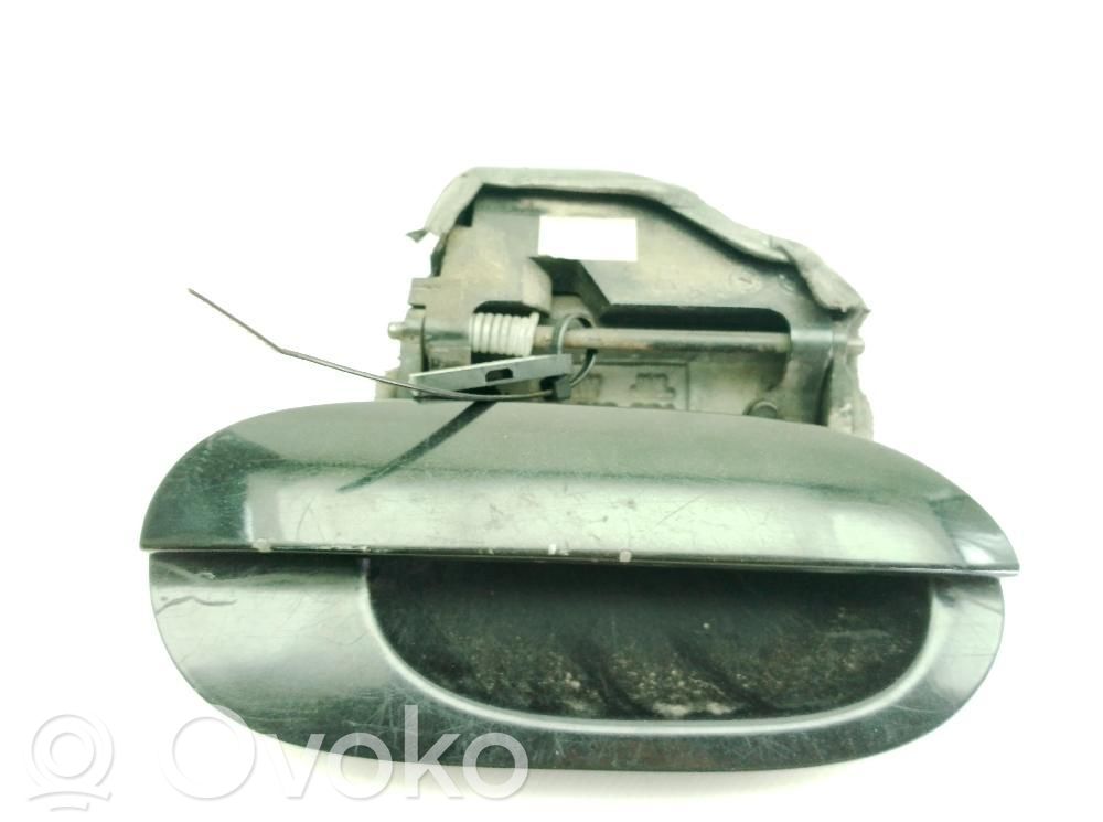 Manecilla externa puerta delantera   51218245462