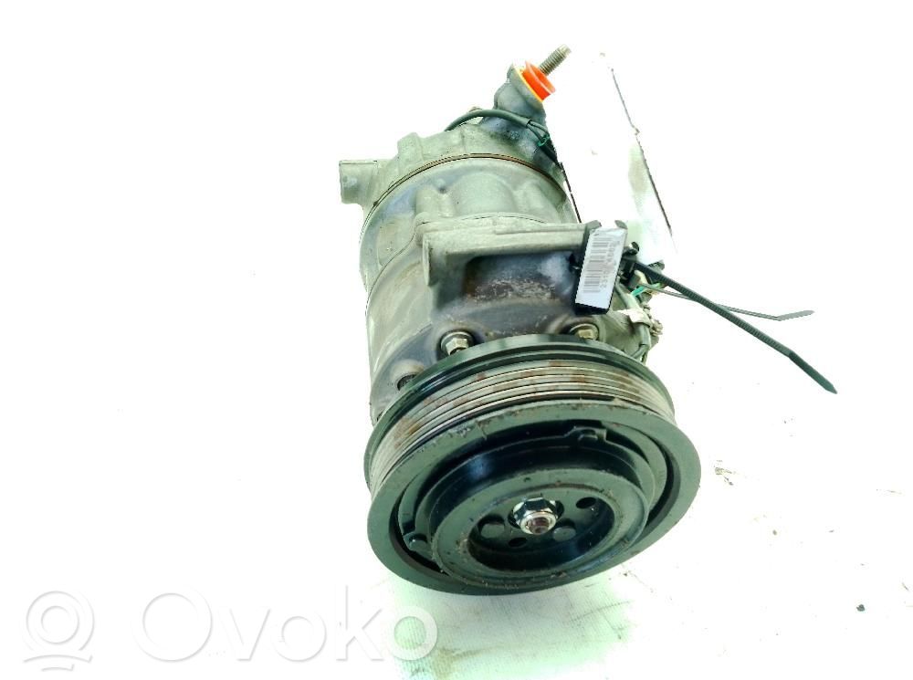 Volvo V40 Kompresor / Sprężarka klimatyzacji A/C 