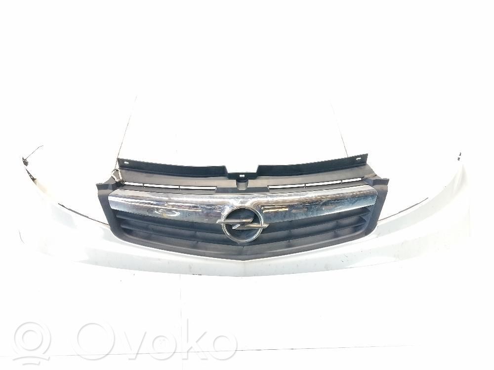 Opel Vivaro Etusäleikkö 