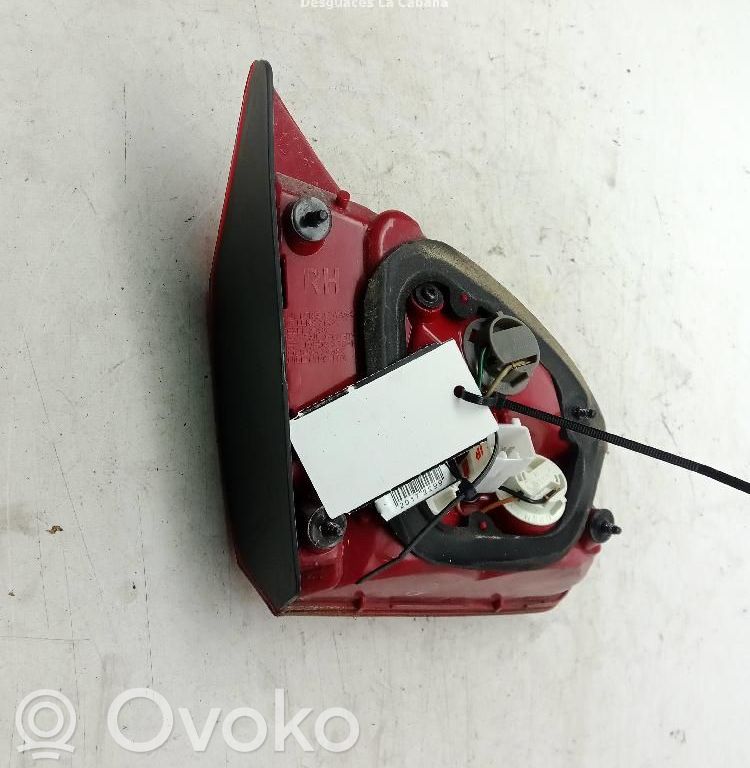 KIA Ceed Luci posteriori del portellone del bagagliaio 