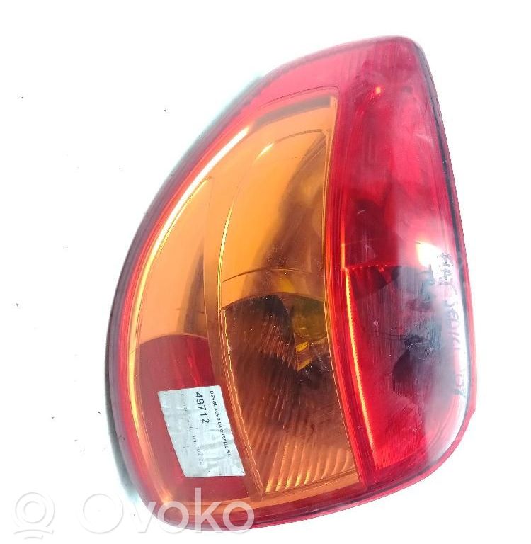 Fiat Sedici Feux arrière / postérieurs