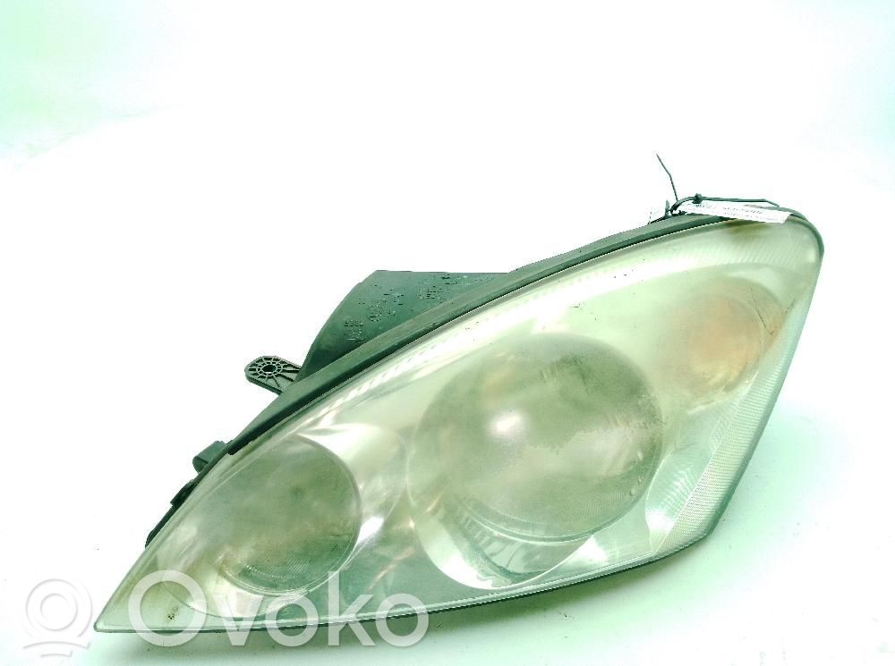 Lampa przednia