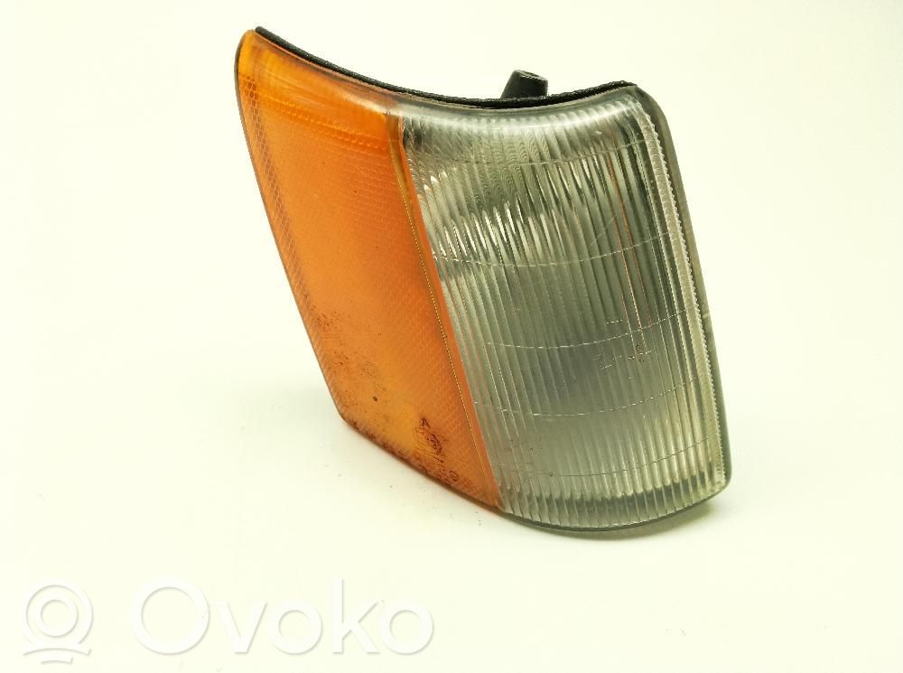 Jeep Grand Cherokee Lampa przednia 