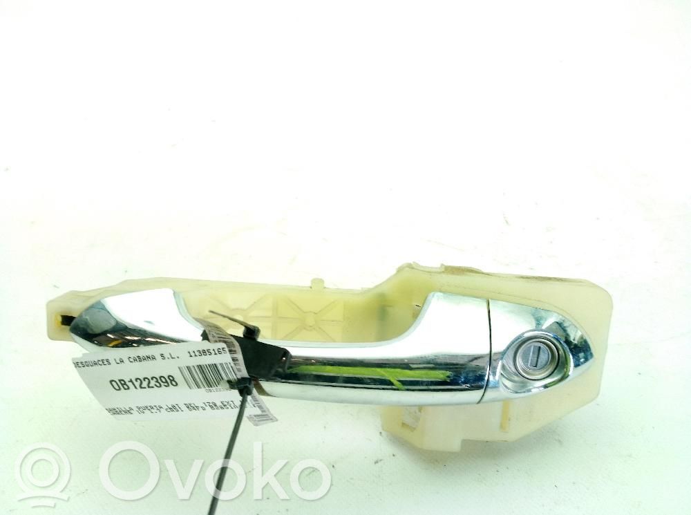 KIA Carens III Manecilla externa puerta delantera