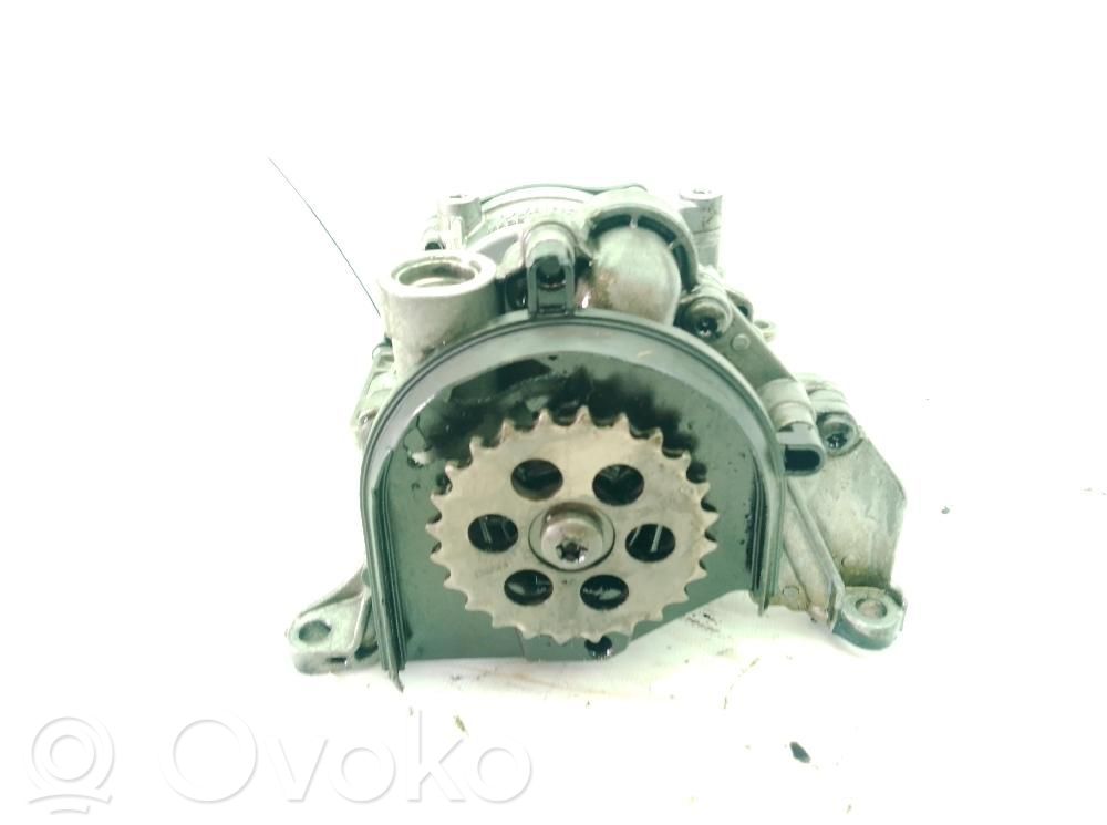 BMW 1 E81 E87 Oil pump 