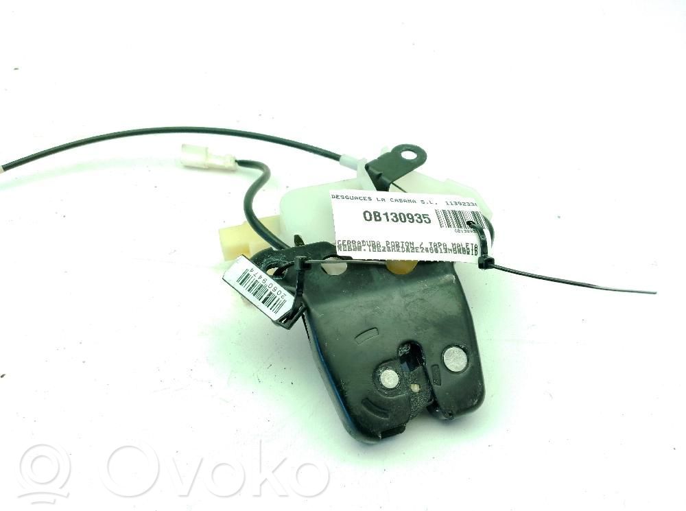 Zamek klapy tylnej / bagażnika   74801TM8A02