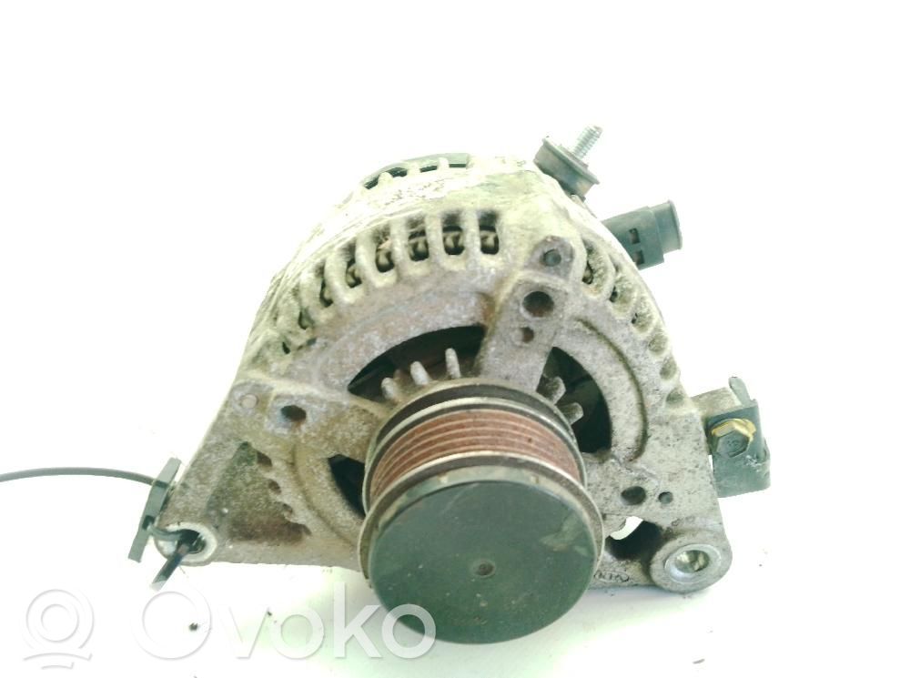 Alternador   373002A910