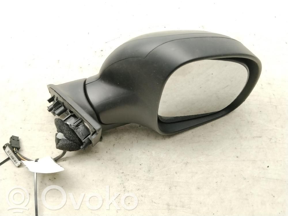 Etuoven sähköinen sivupeili   8149FK