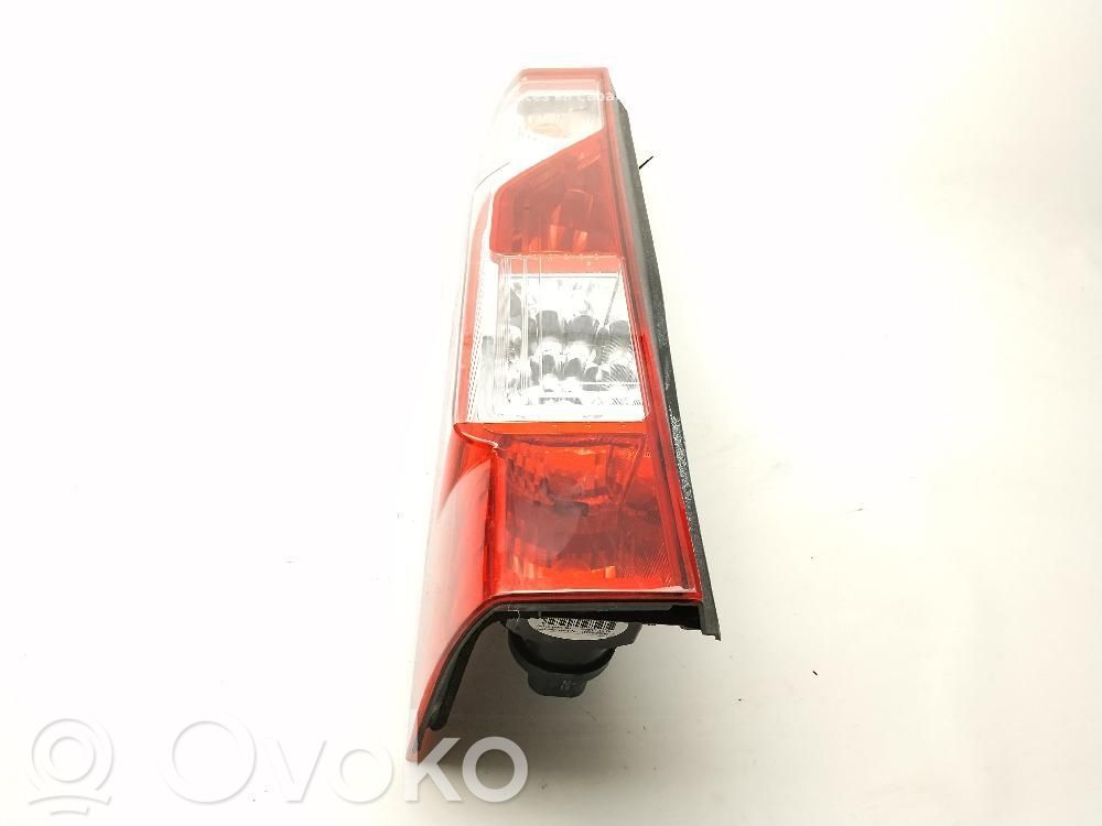 Nissan NV400 Luci posteriori 