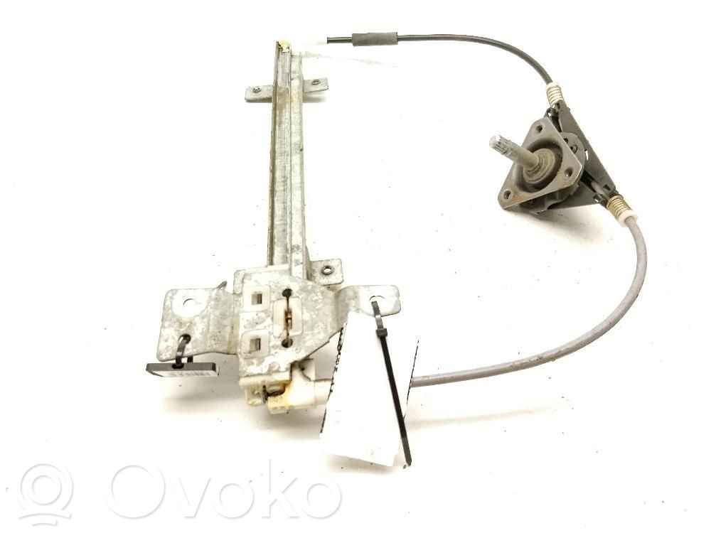 Nissan Terrano Macara geam spate manuală 
