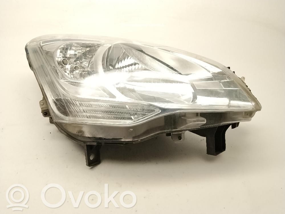 Citroen Berlingo Lampa przednia 