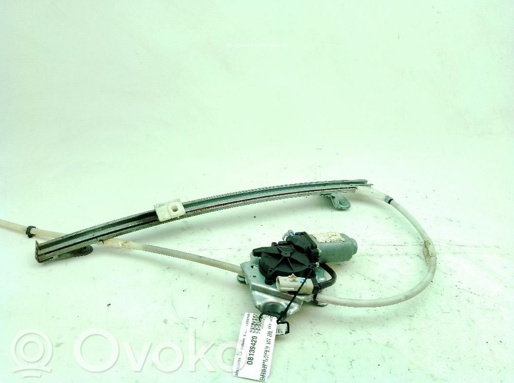 Jeep Cherokee KJ Macara geam spate manuală 