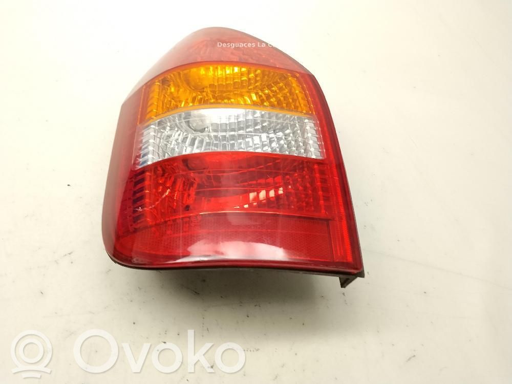 Opel Zafira A Lampa tylna 