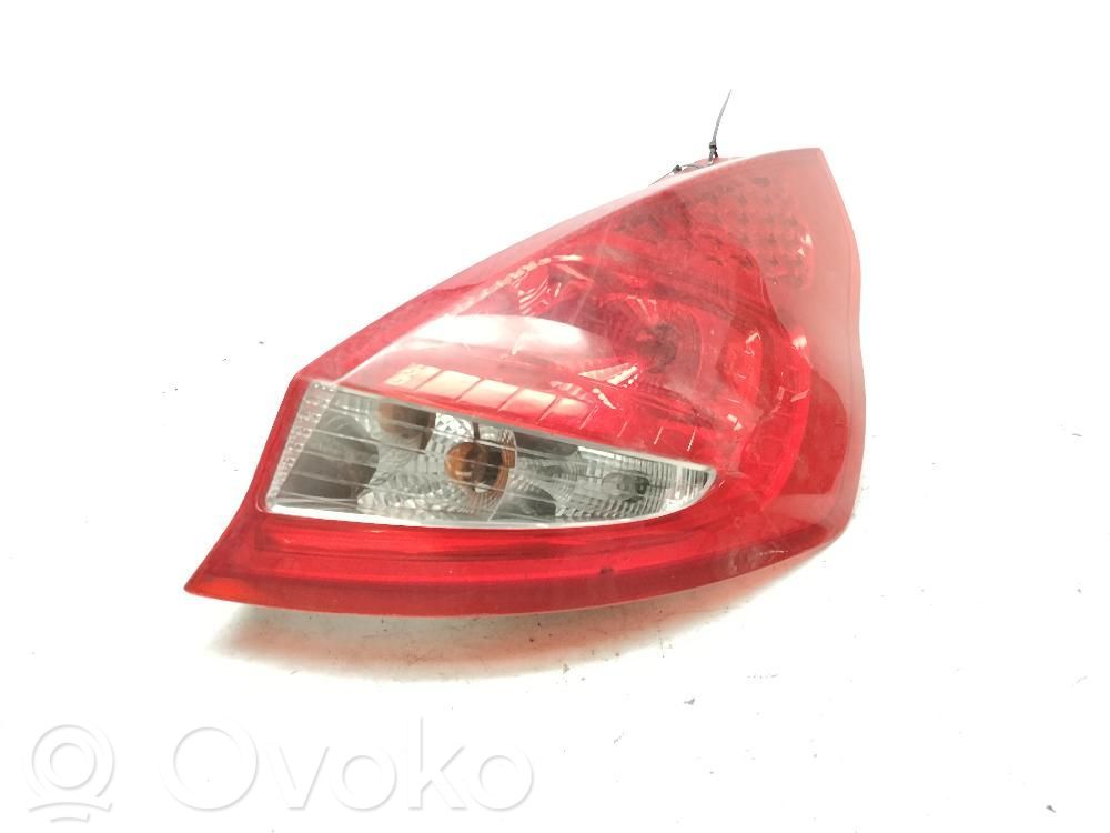 Ford Fiesta Lampă spate în caroserie 