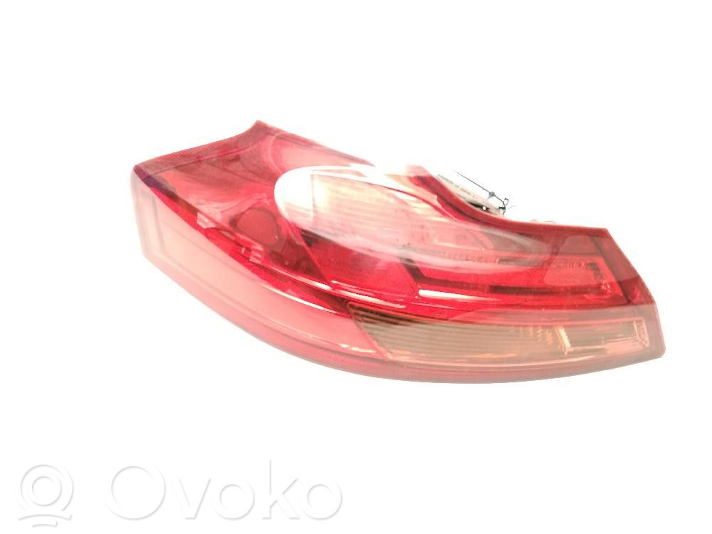 Opel Insignia A Aizmugurējais lukturis virsbūvē
